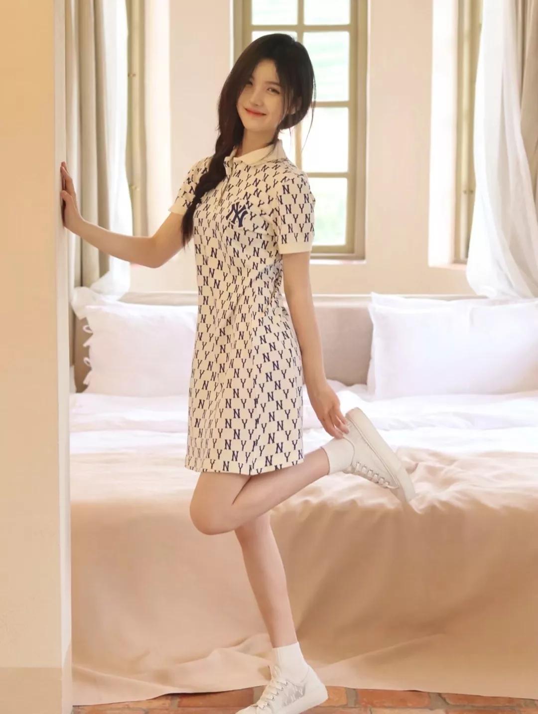 手机大片，人气网红周淑怡和斤斤