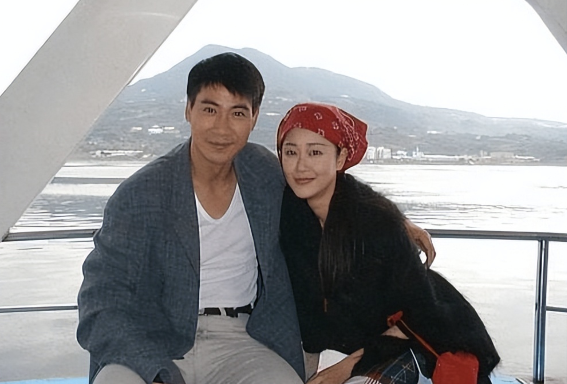 于佳卉：17岁出道，为爱“隐退”却遭前夫背叛，最后烧炭自杀