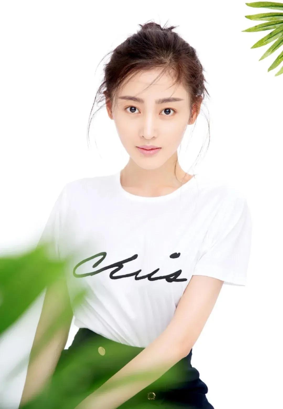 张天爱：清纯靓丽，唯美灵动，温婉大方