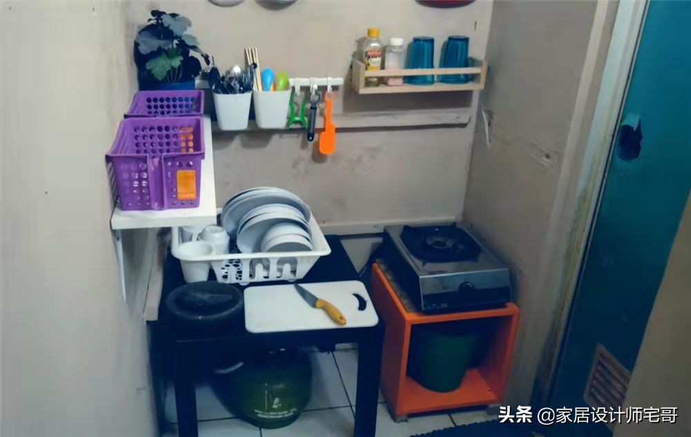香港33岁小哥的16㎡蜗居，打造1室1厅，功能齐全，网友：苦中作乐