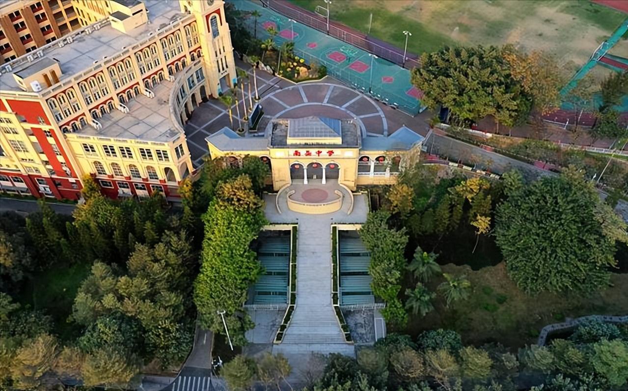 2022考研复试，中山大学一考生411分复试被刷掉，网友：水太深了