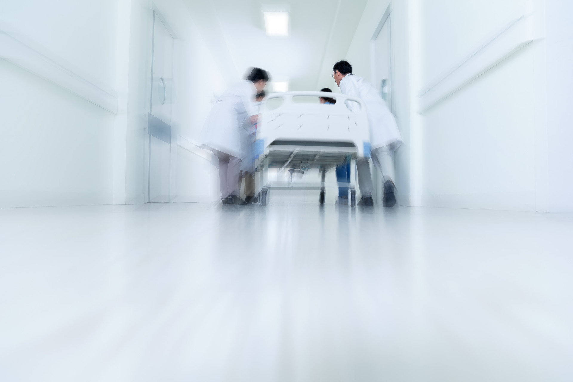 医学专业分两类，报考策略差别大，就业方向各不同