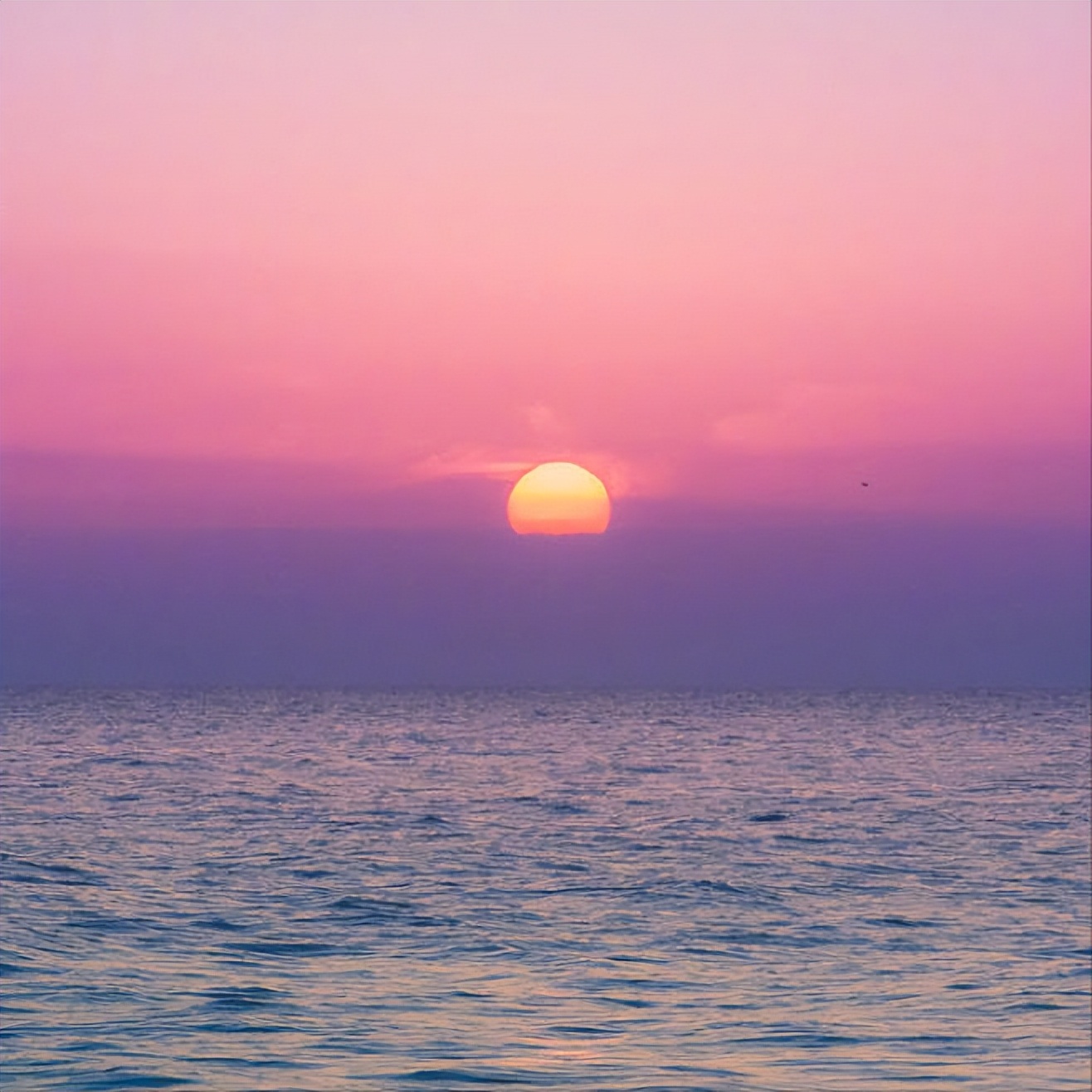 黄昏时，最适合发朋友圈的50句绝美诗句（建议收藏）