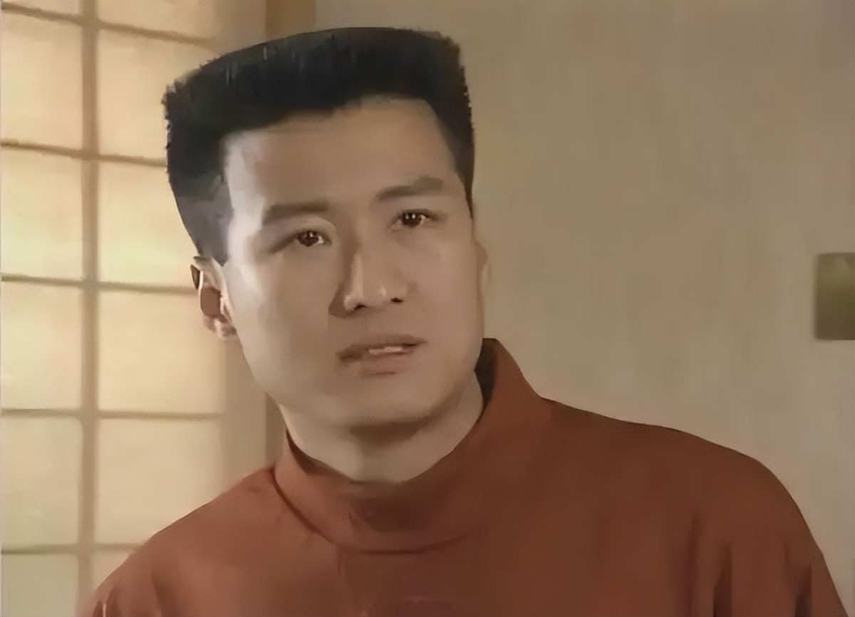 不够潇洒别骑马，这10位演员告诉你，啥叫鲜衣怒马少年郎