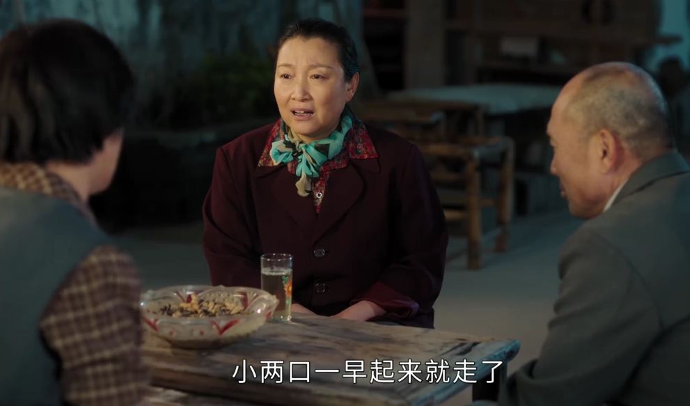 凭《幸福到万家》出圈的三位配角，虽脸熟叫不出名字，但来头不小