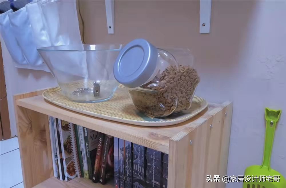 香港33岁小哥的16㎡蜗居，打造1室1厅，功能齐全，网友：苦中作乐