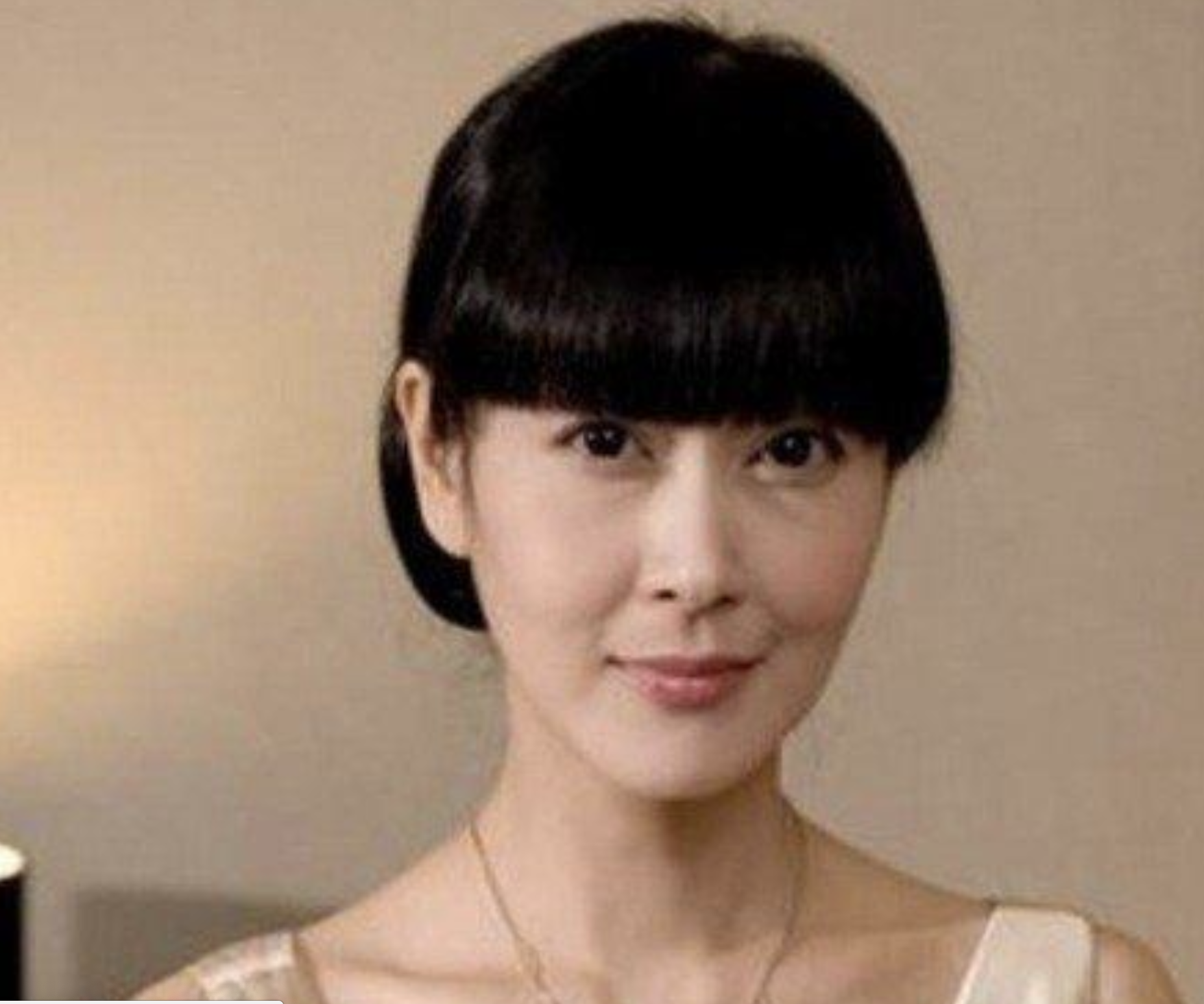 于佳卉：17岁出道，为爱“隐退”却遭前夫背叛，最后烧炭自杀