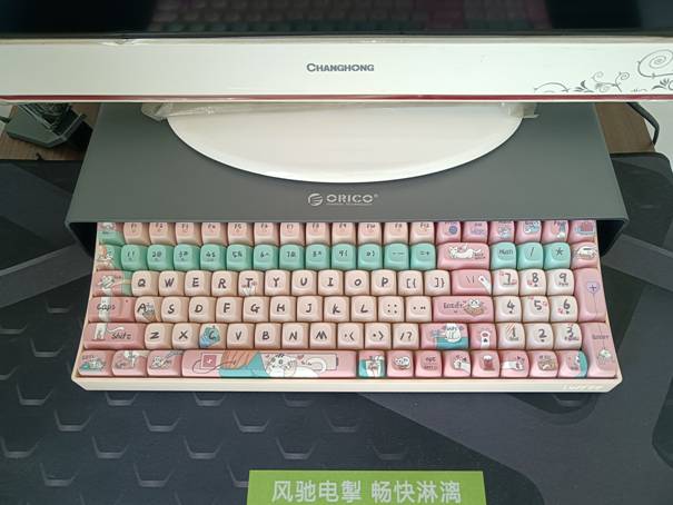 谁还没有一个萌宠少女心- Lofree洛斐100小翘猫咪机械键盘评测