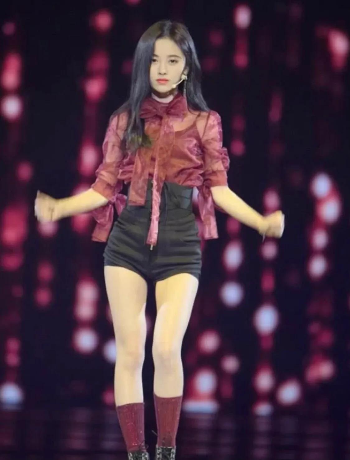 明星图集-鞠婧祎