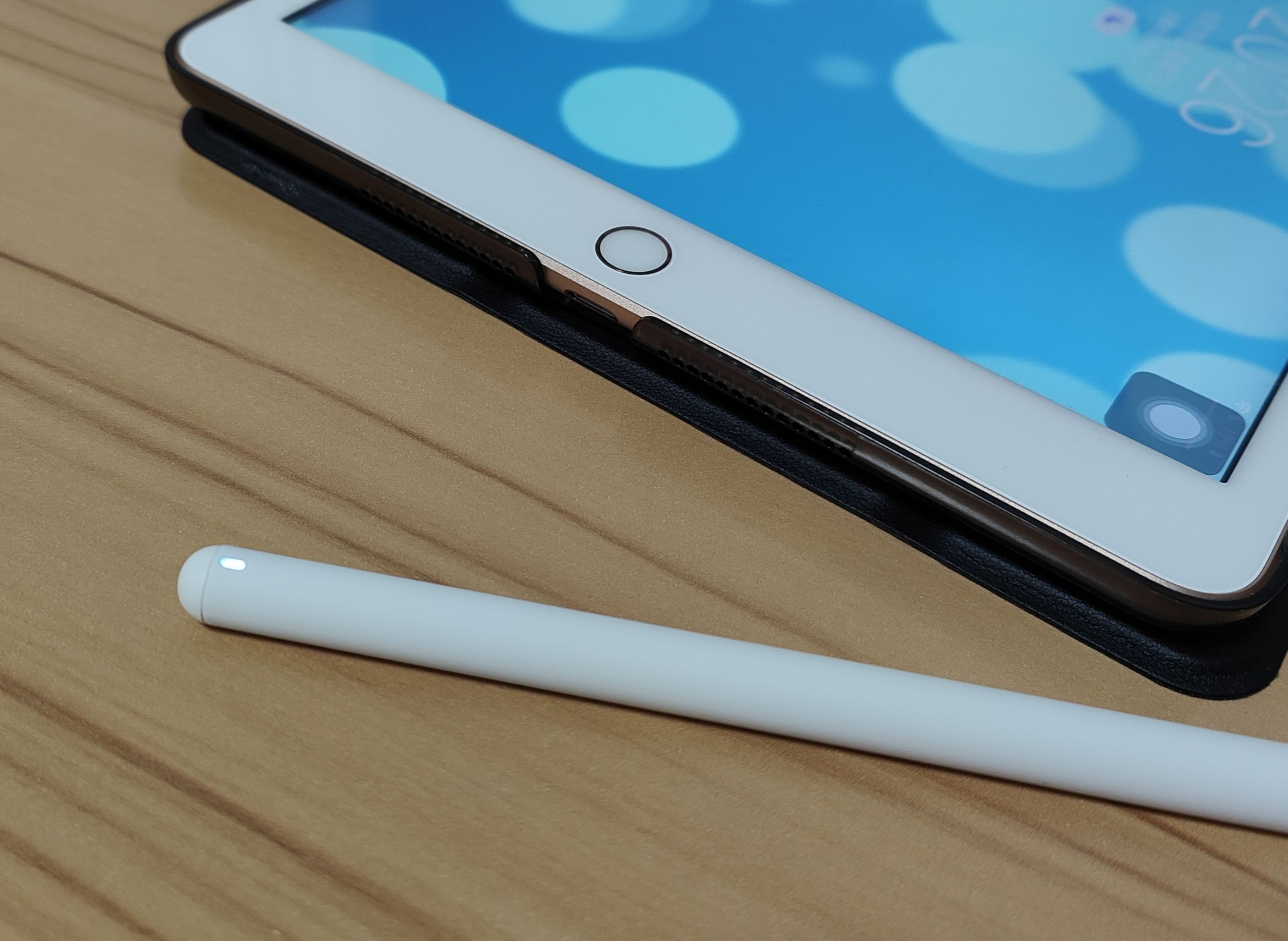 只要苹果五分之一价格，南卡Pencil电容笔体验：丝滑持久防误触