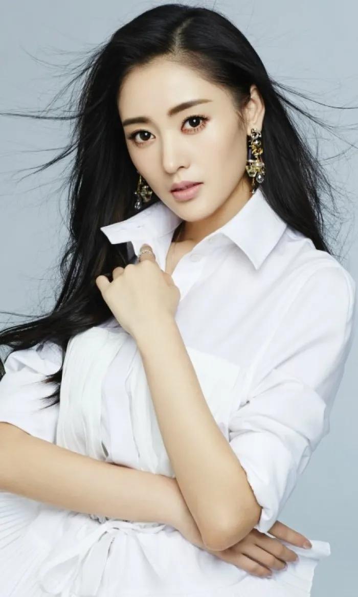 张天爱：清纯靓丽，唯美灵动，温婉大方