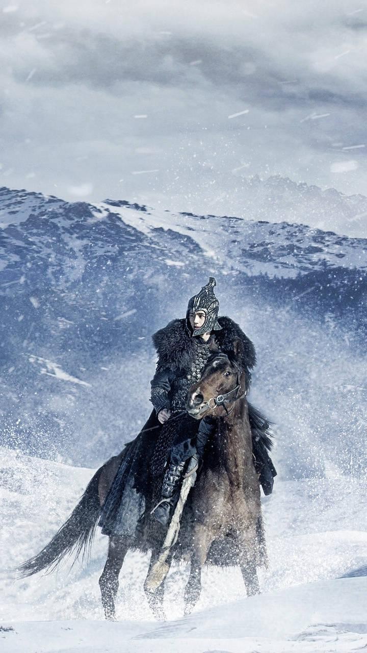 不够潇洒别骑马，这10位演员告诉你，啥叫鲜衣怒马少年郎