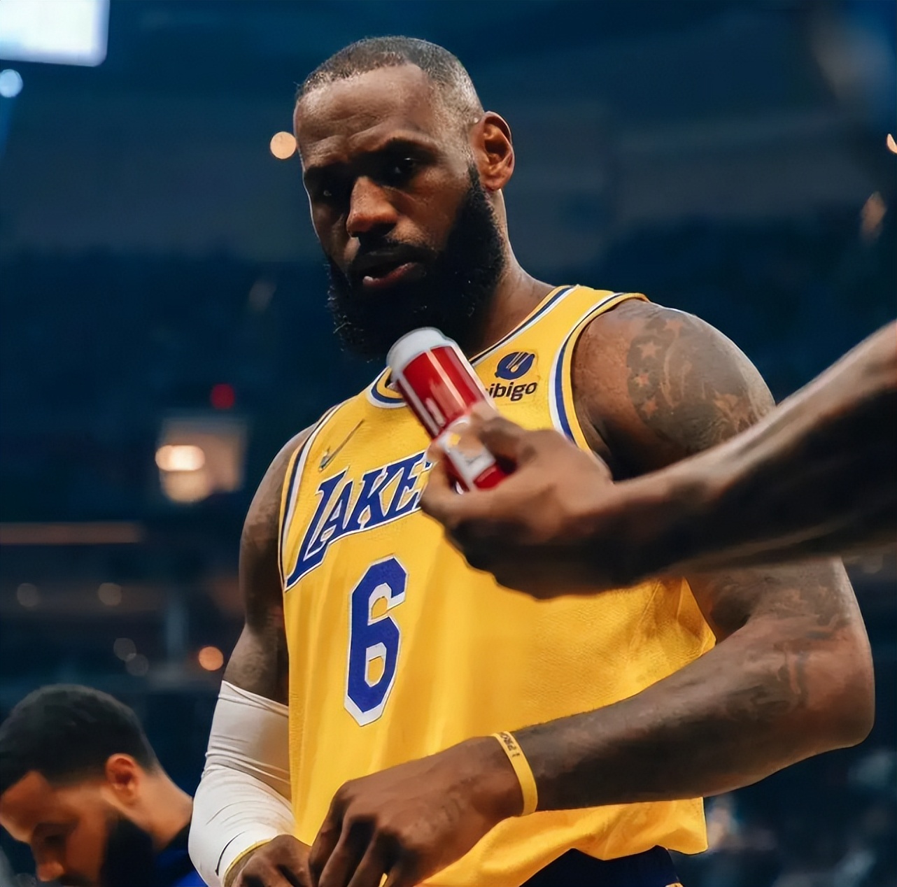 nba刷分事件有哪些(NBA有哪些逆天纪录是“刷”出来的？张伯伦100分最没含金量)