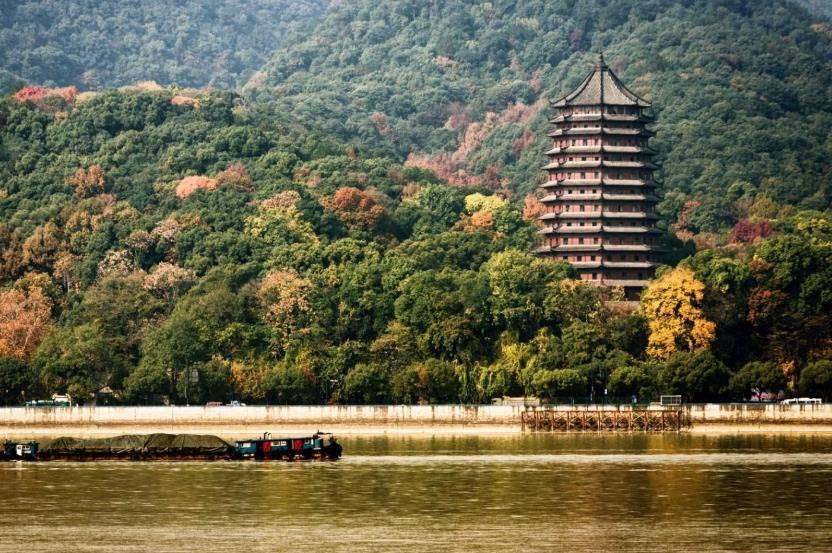中国自然园林之最--西湖十景
