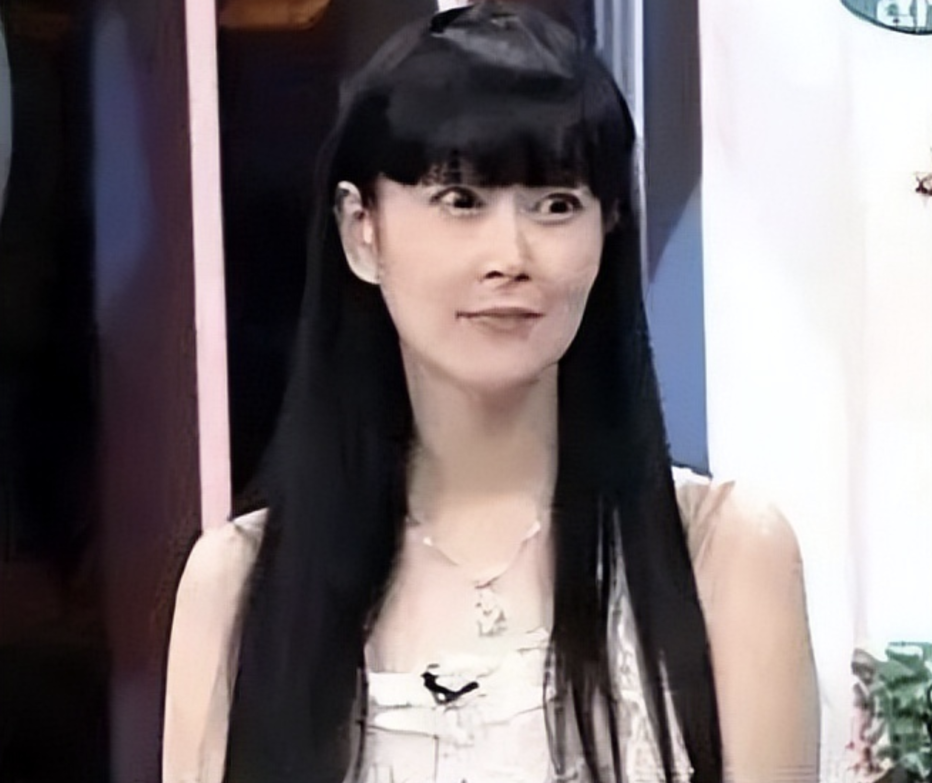 于佳卉：17岁出道，为爱“隐退”却遭前夫背叛，最后烧炭自杀