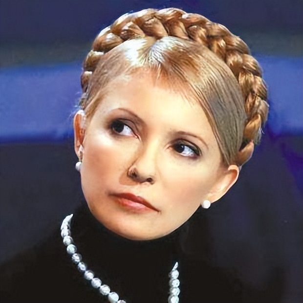 2011年乌克兰总理入狱，一身淤青并非被虐，而是与律师在牢房有染