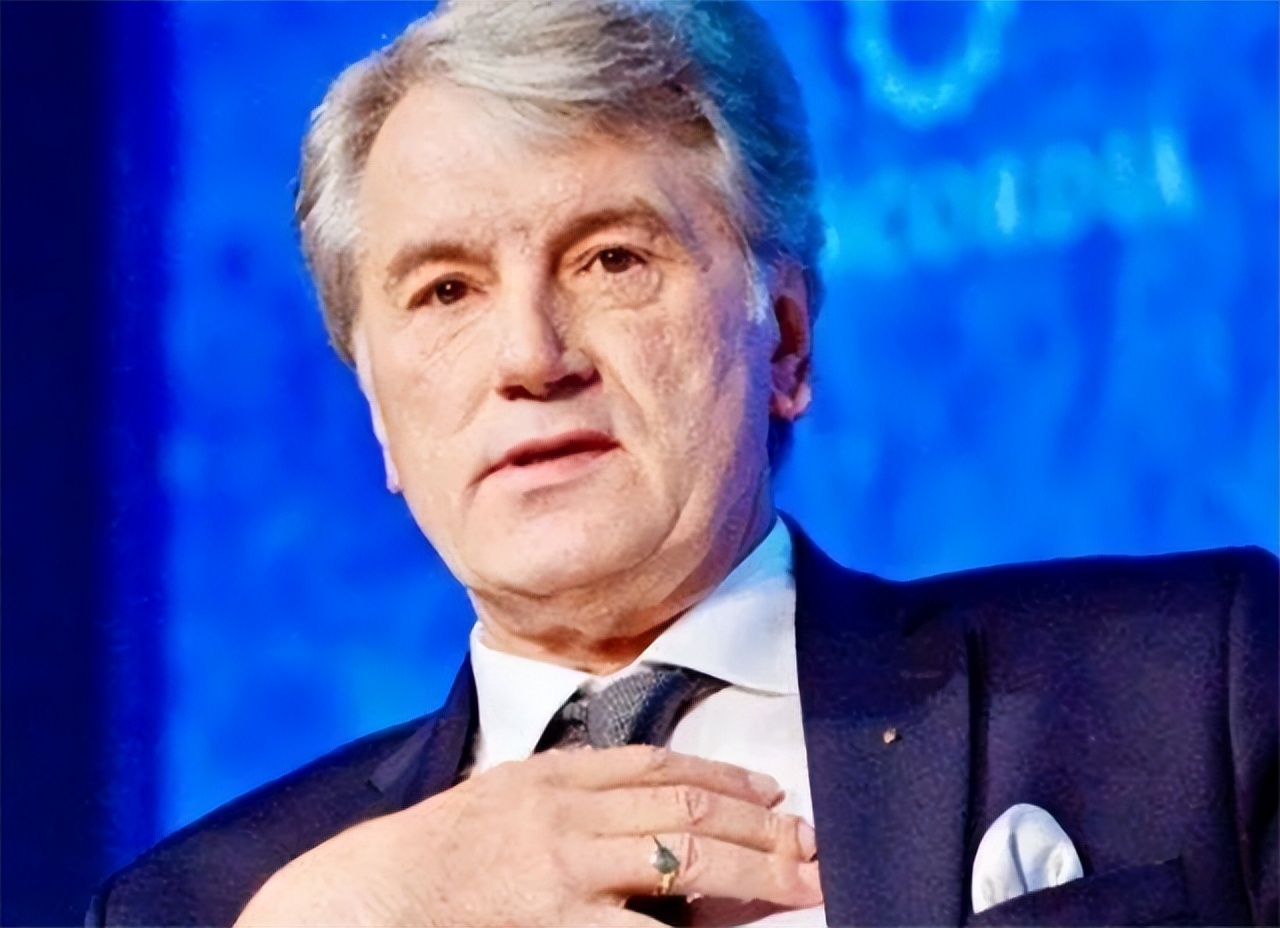 2011年乌克兰总理入狱，一身淤青并非被虐，而是与律师在牢房有染