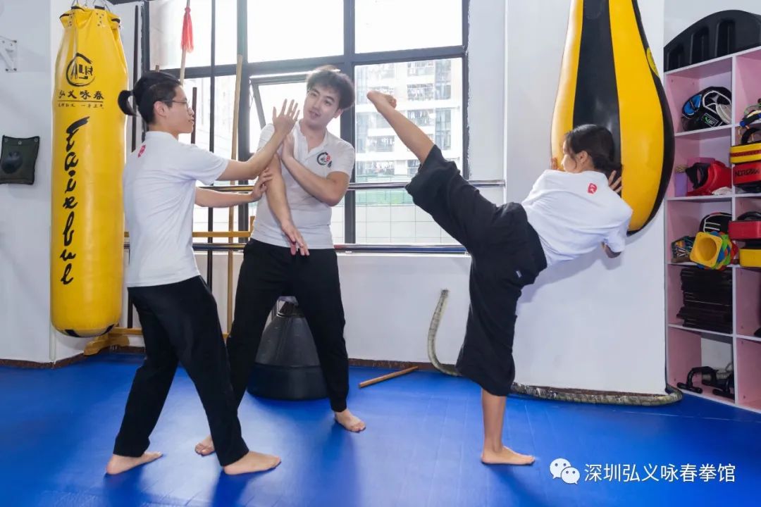 生活处处有咏春，人生无处不黐手