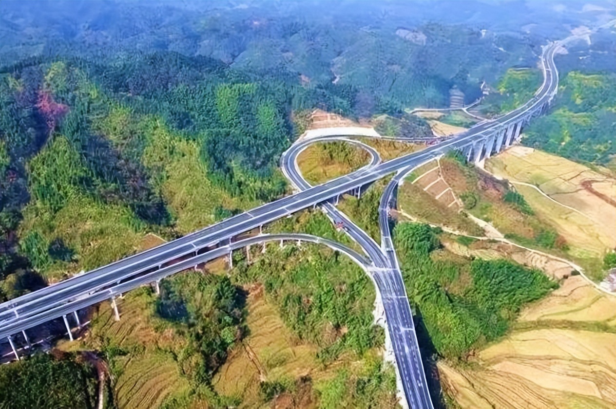 甘肃将添一条出省通道，长102.767公里，是国家级高速的一部分