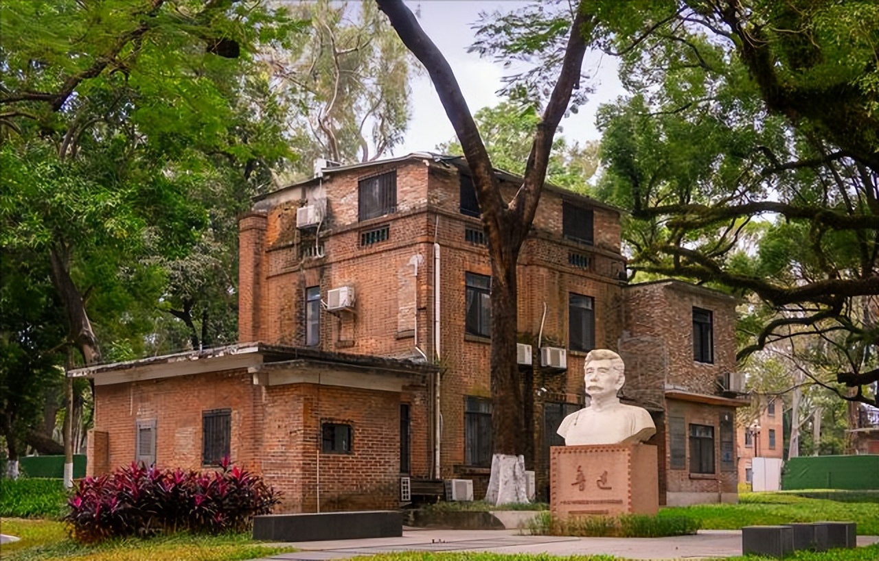 2022考研复试，中山大学一考生411分复试被刷掉，网友：水太深了