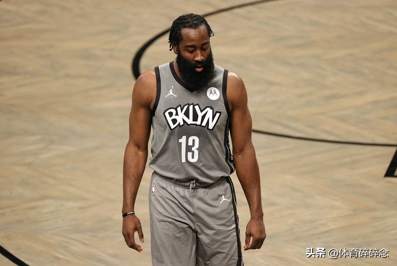 nba哪些球星发型好看(2022年NBA最热门的发型: 光头最经典，脏辫难打理，蓬蓬头人数最多)