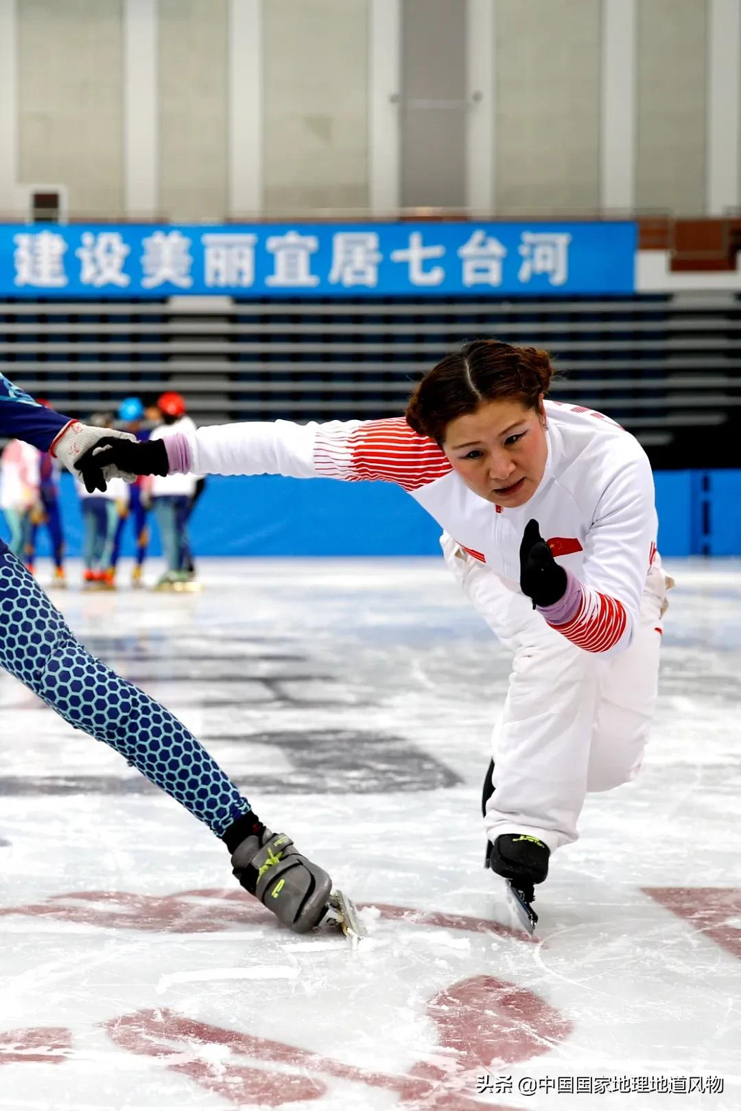 奥运会短道速滑拿金牌的有哪些人(10位短道速滑世界冠军，王濛和范可新的老家，东北七台河有多猛？)