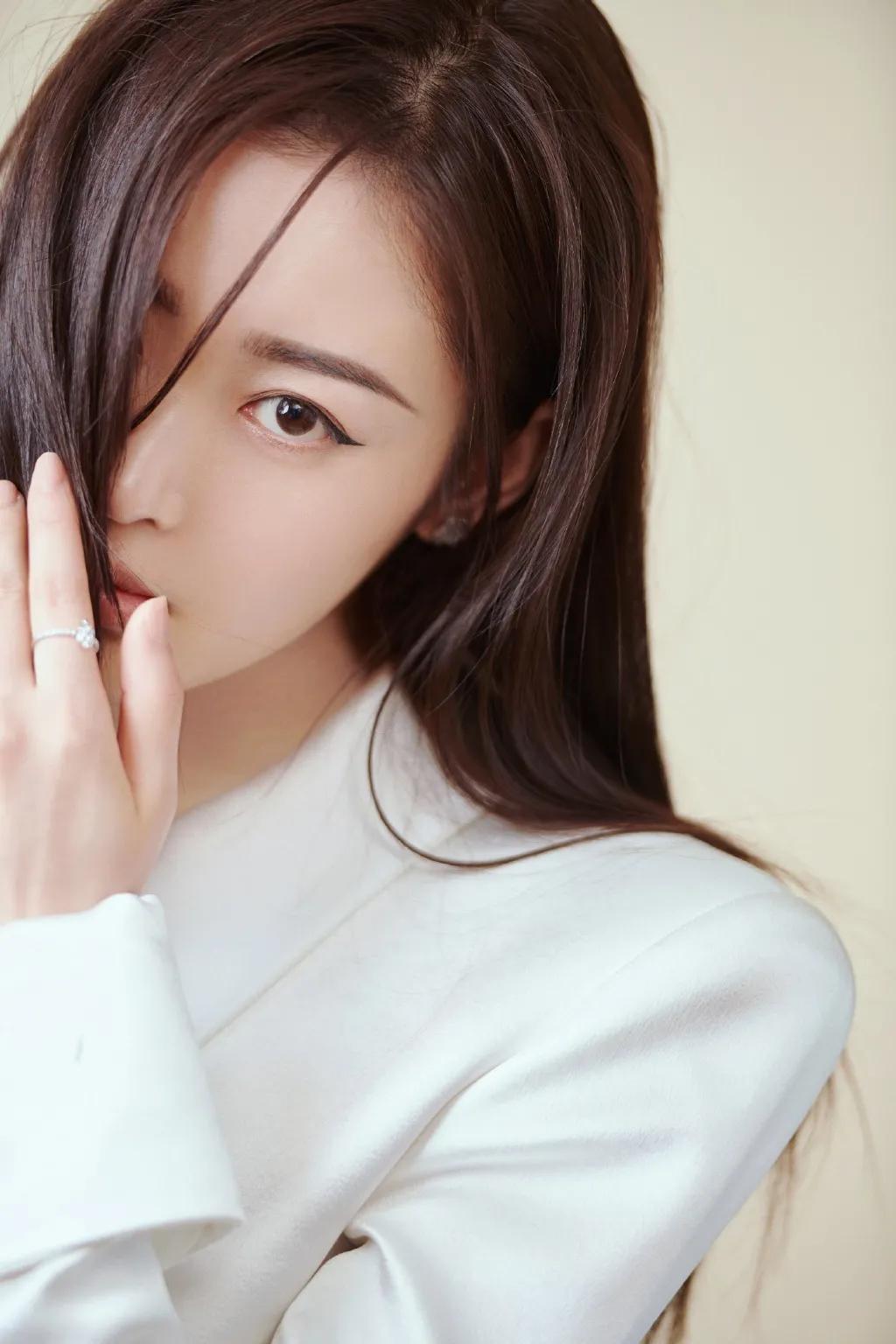 张天爱：清纯靓丽，唯美灵动，温婉大方