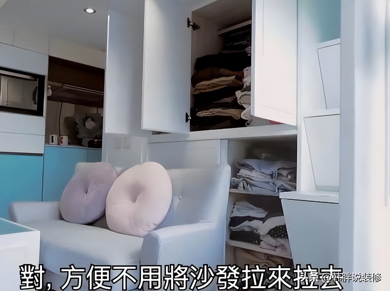 香港90后小夫妻，花230万买下12㎡小屋，床吊在半空，这设计绝了