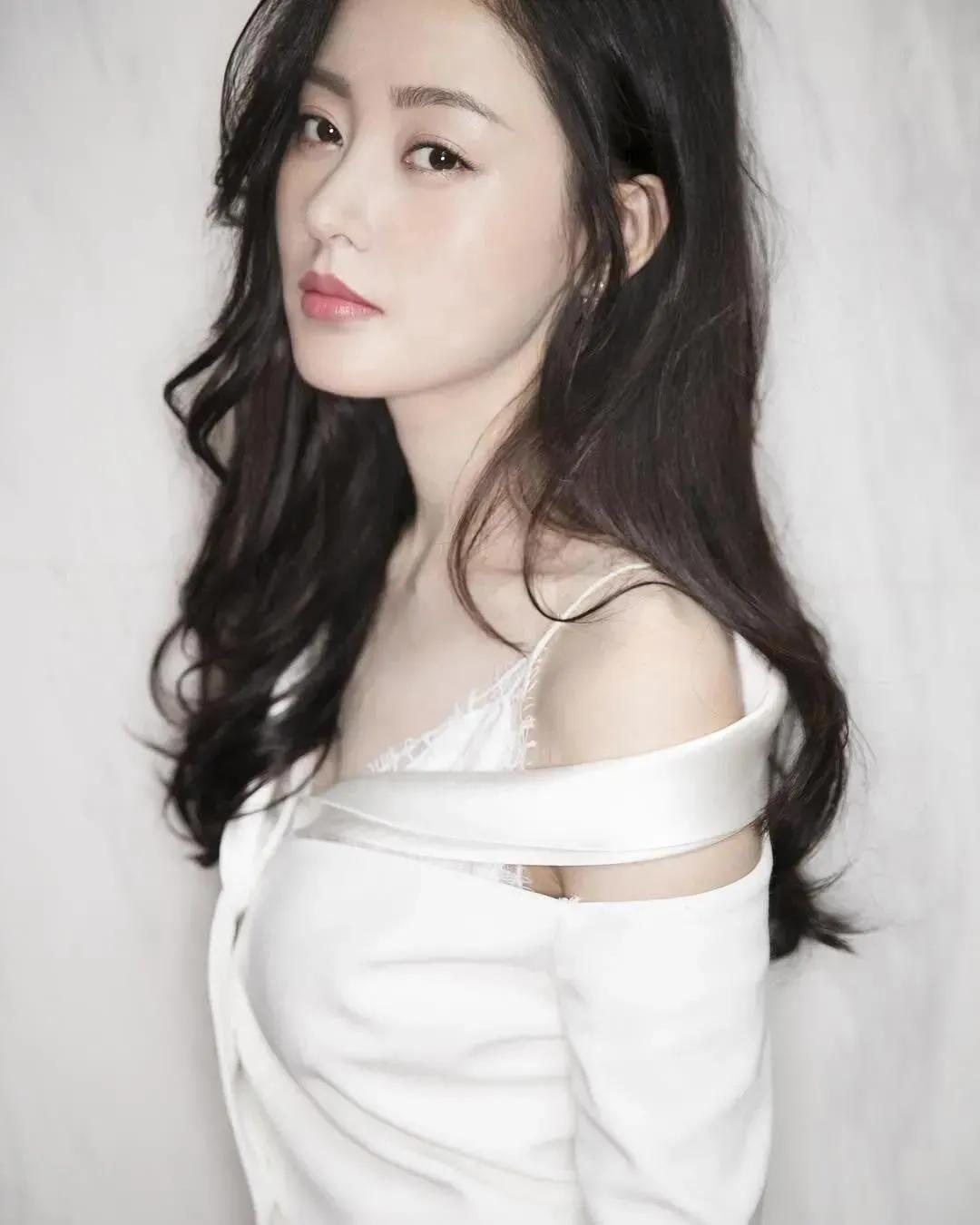 张天爱：清纯靓丽，唯美灵动，温婉大方