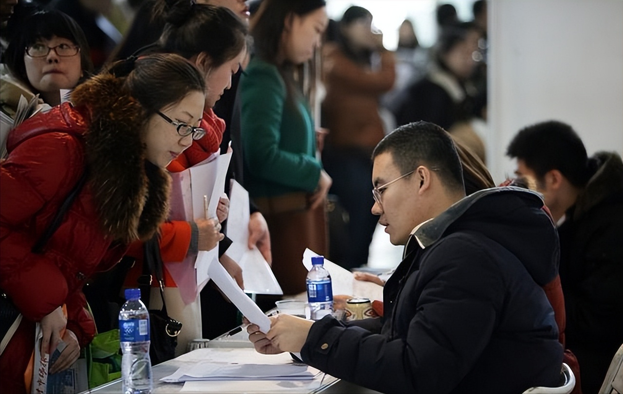 2022考研复试，中山大学一考生411分复试被刷掉，网友：水太深了