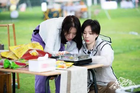 这是变形计吧？《花少4》路透环境艰苦，还要做饭干活