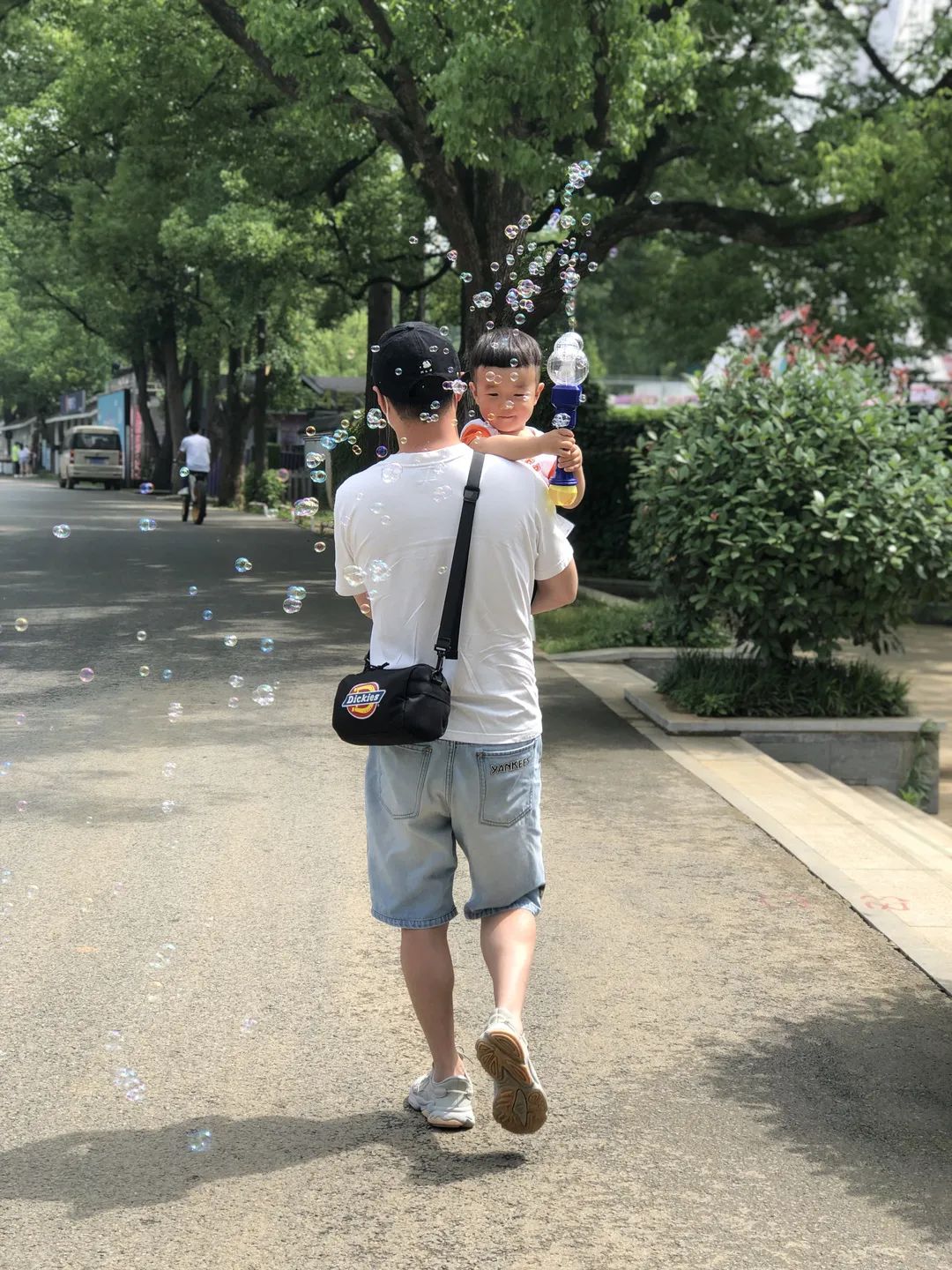 17年深耕机器人教育，一年培养万名学生