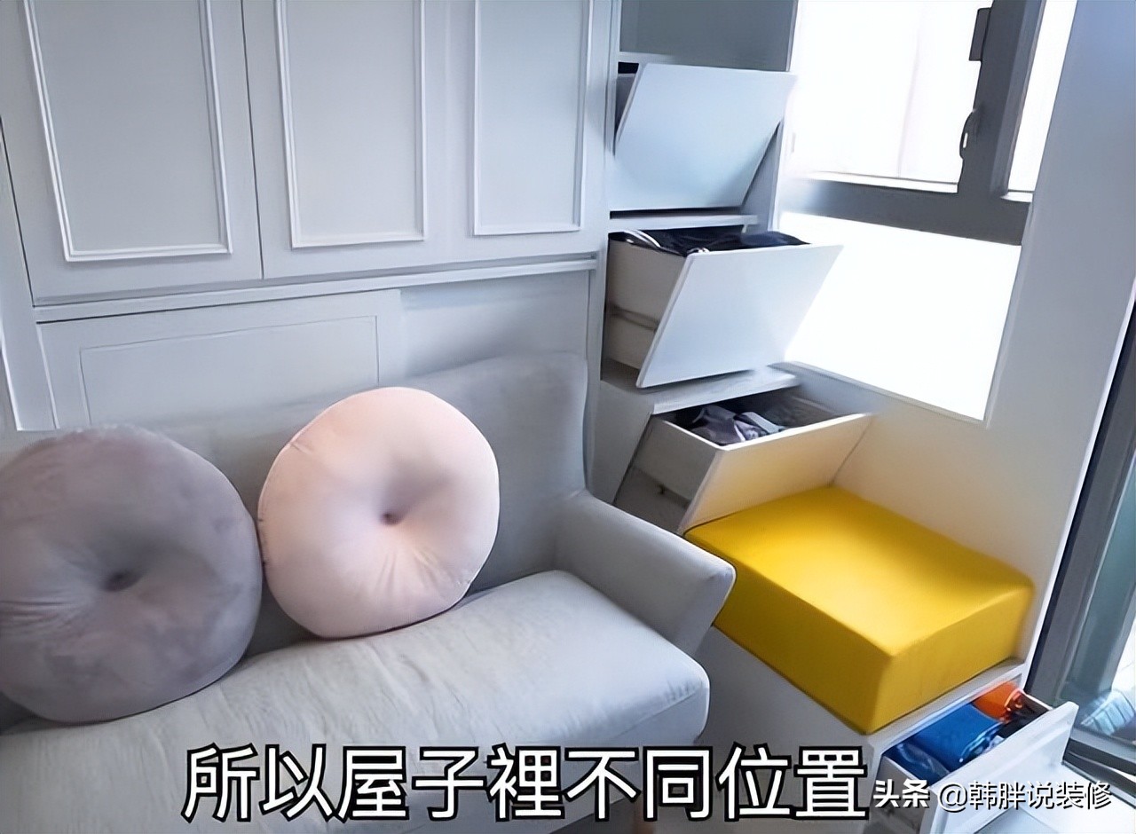 香港90后小夫妻，花230万买下12㎡小屋，床吊在半空，这设计绝了