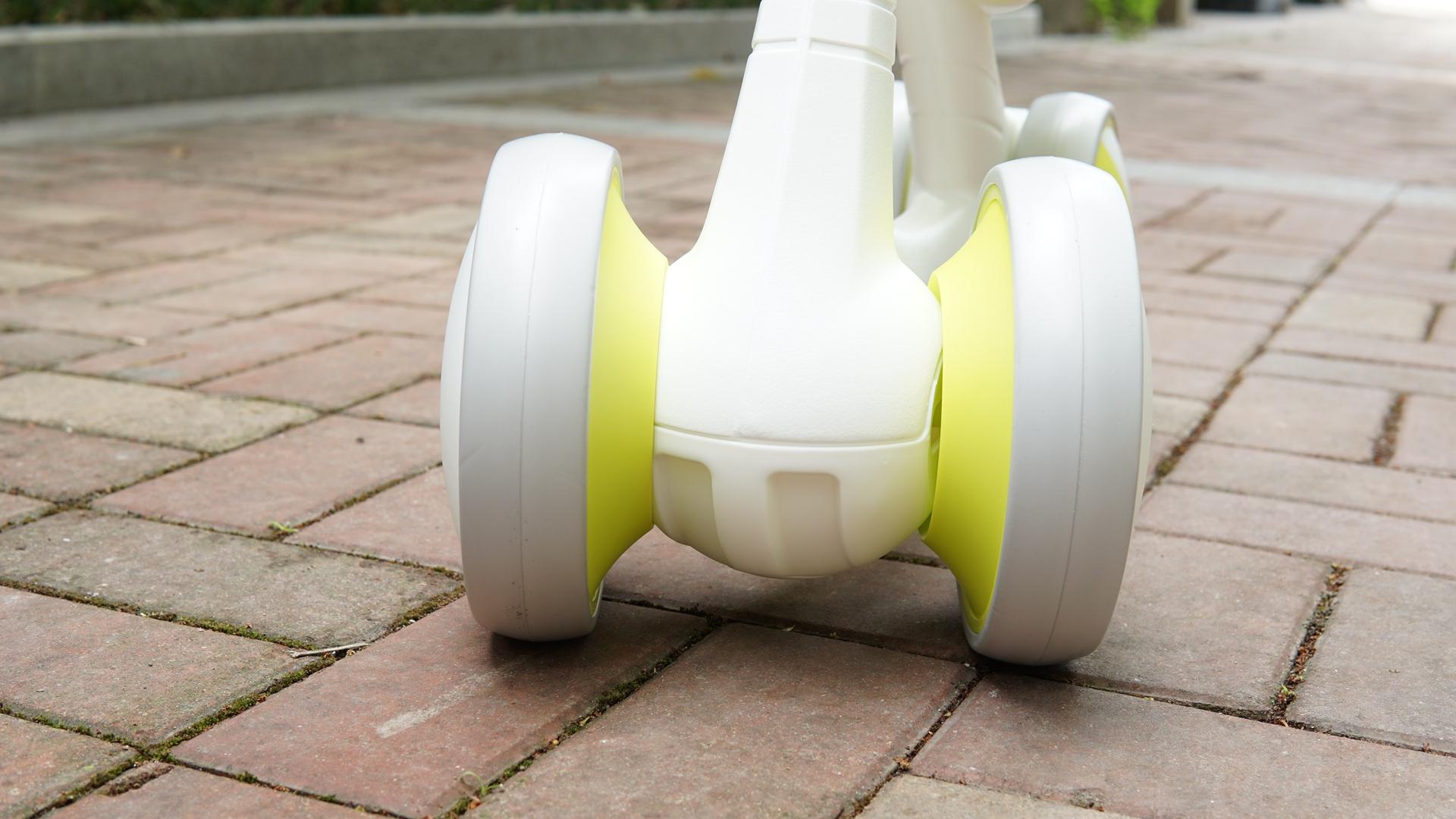 酷骑儿童滑步车测评：宝宝的第一辆学步车